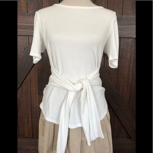 Bar III Tops - NWT Bar III, size medium, tie front henley top